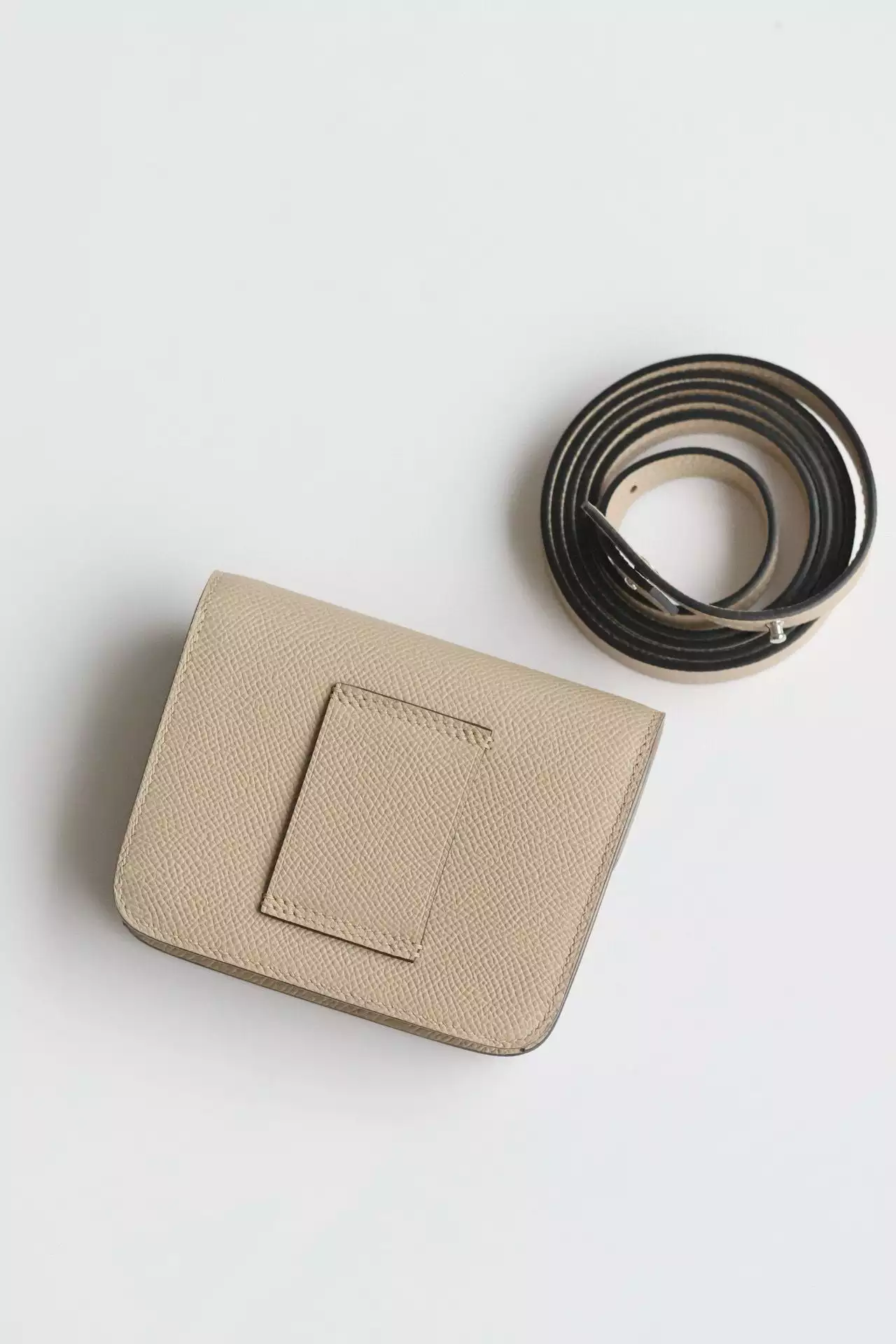 Hermes Constance Slim Wallet in Tourterelle Epsom Calfskin – HW162