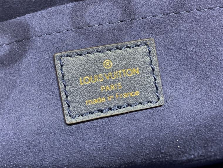 LOUIS VUITTON ON MY SIDE MM BLACK HIGH END LEATHERS – LW082