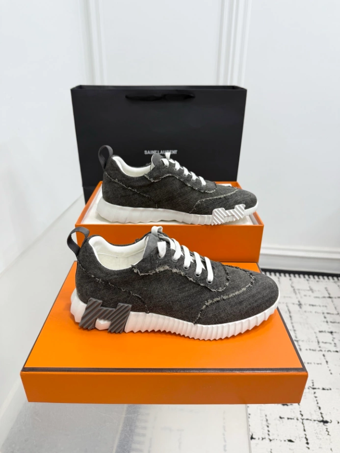 Hermes Bouncing Sneaker – HM095