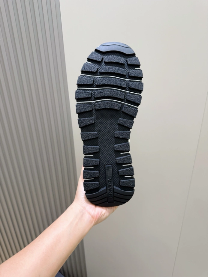 PRADA BRUSHED LEATHER SNEAKERS – PRS072