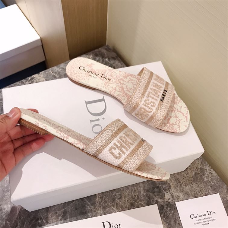 DIOR DWAY SLIDE – DS015