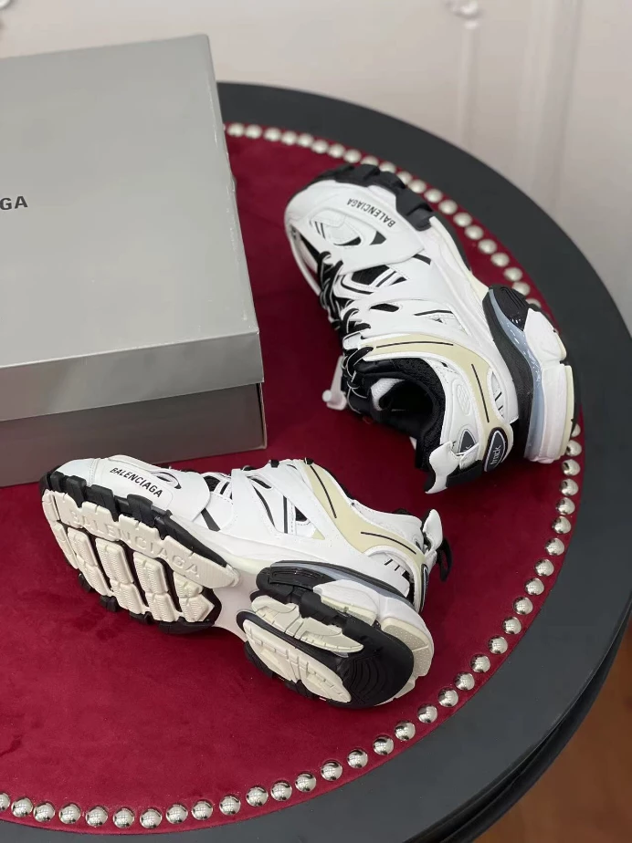 BALENCIAGA TRACK SNEAKER – BLA128
