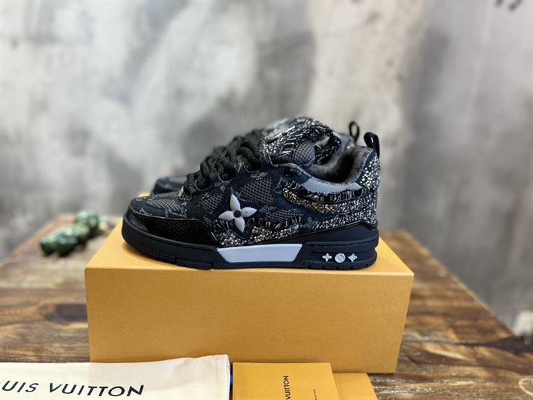 LOUIS VUITTON LV SKATE SNEAKER – LVS149