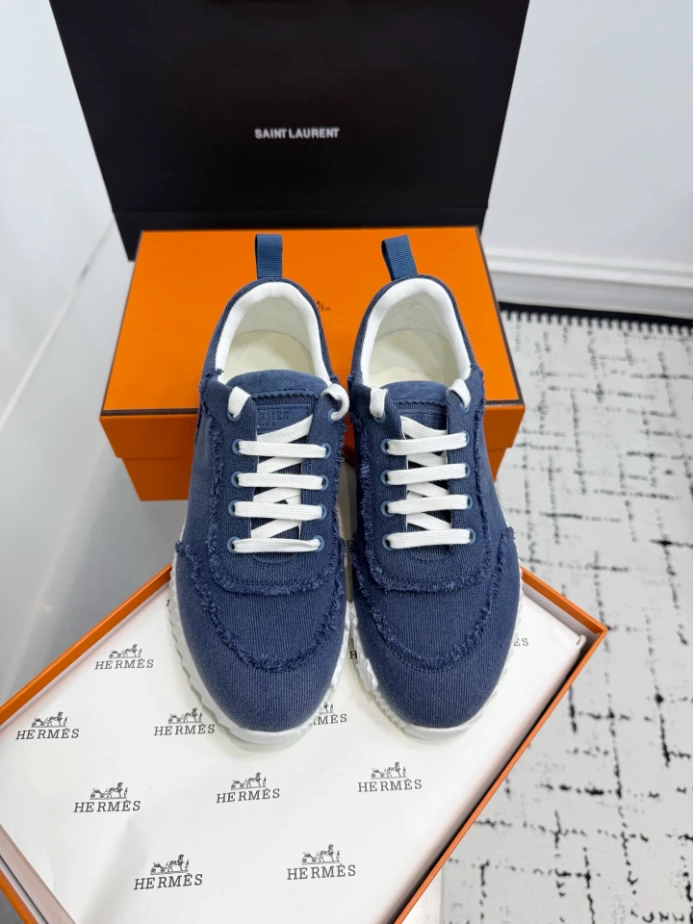 Hermes Bouncing Sneaker – HM096