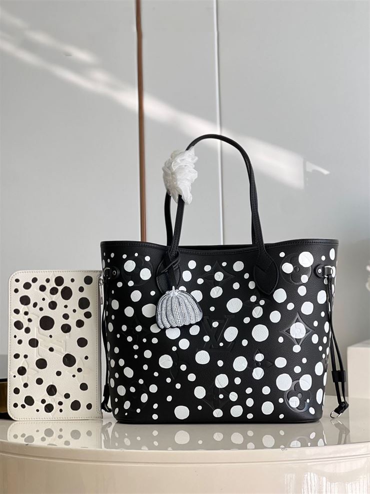 LOUIS VUITTON LV X YK NEVERFULL MM MONOGRAM EMPREINTE – LW075