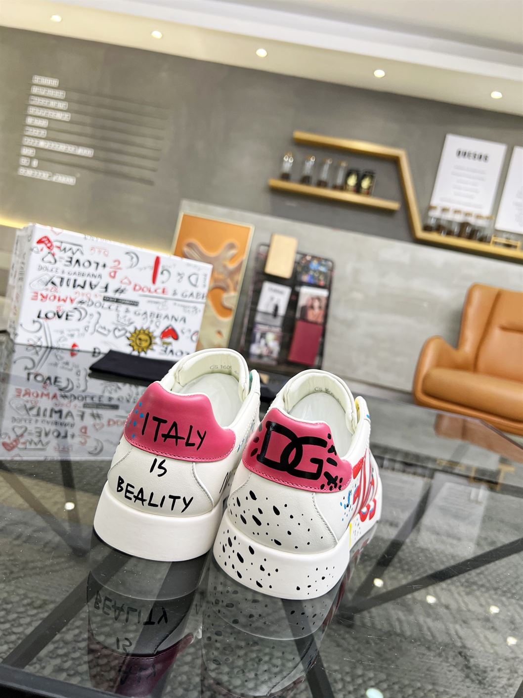 DOLCE & GABBANA LIMITED EDITION PORTOFINO GRAFFITI SNEAKERS – DG020