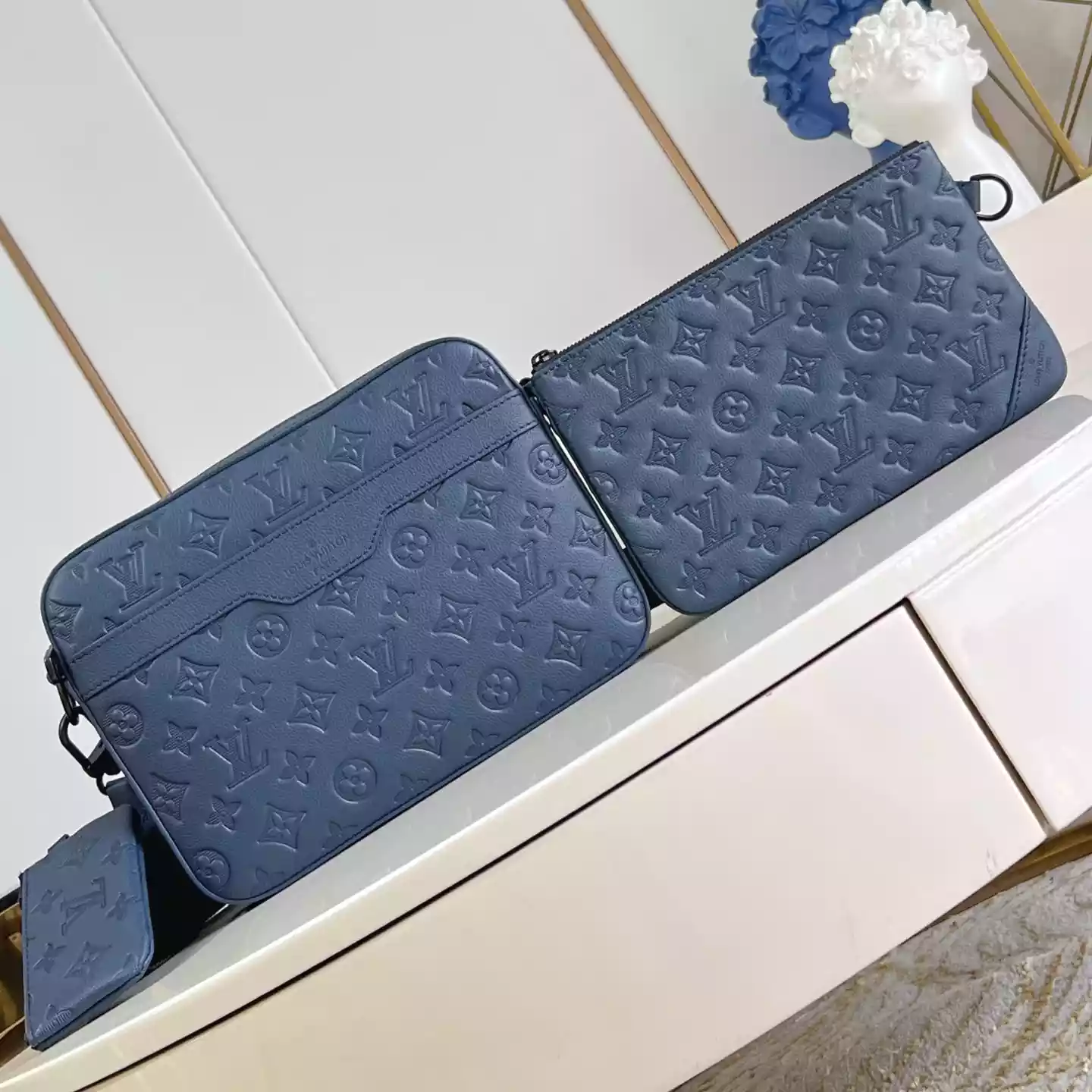 TRIO MESSENGER BAG NAVY BLUE MONOGRAM SHADOW – LW312