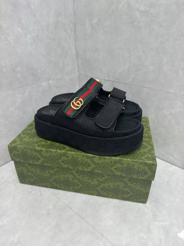 GUCCI SANDAL – GSL042