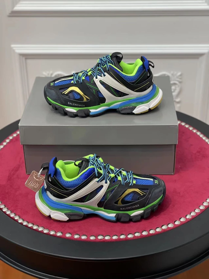 BALENCIAGA TRACK SNEAKER – BLA146