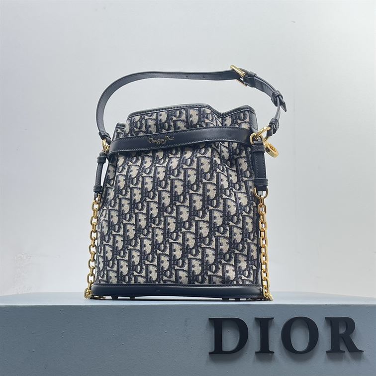 DIOR MEDIUM C EST DIOR BAG BLUE DIOR OBLIQUE JACQUARD – DOB045