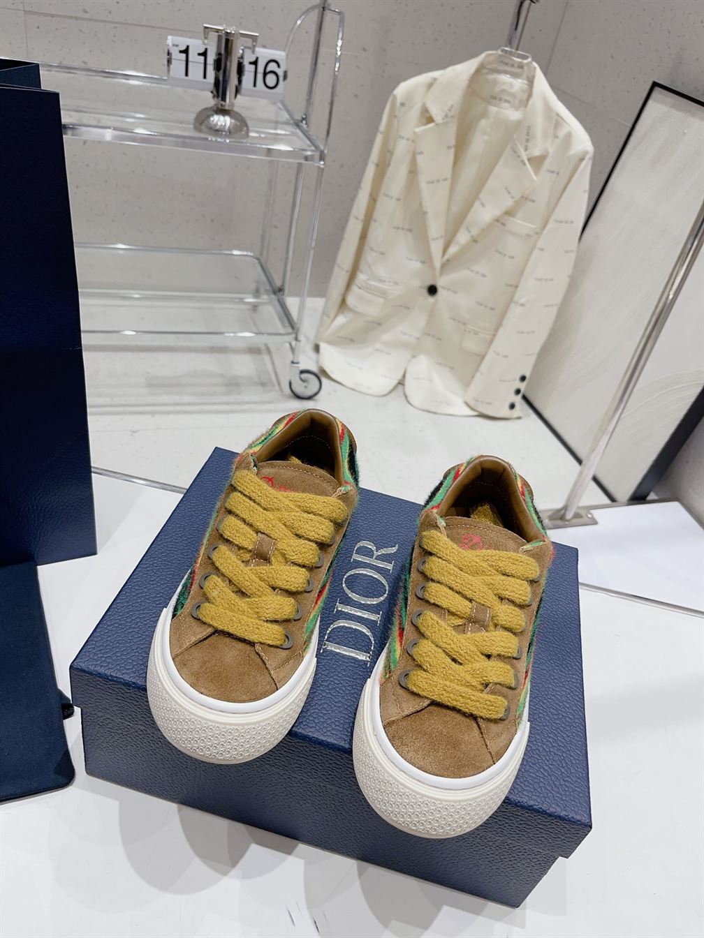 DIOR TEARS B33 SNEAKER LIMITED AND NUMBERED EDITION – DO136