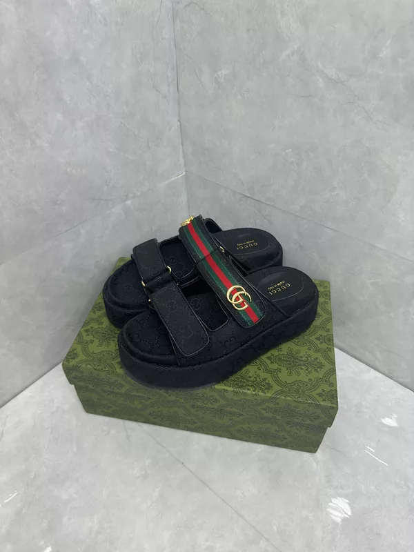 GUCCI SANDAL – GSL042