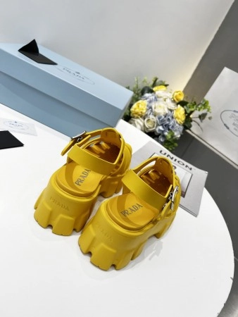 PRADA FOAM SANDALS IN YELLOW RUBBER – PSD006