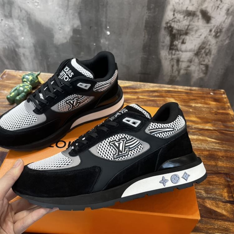 LOUIS VUITTON RUN AWAY SNEAKER – LVS050