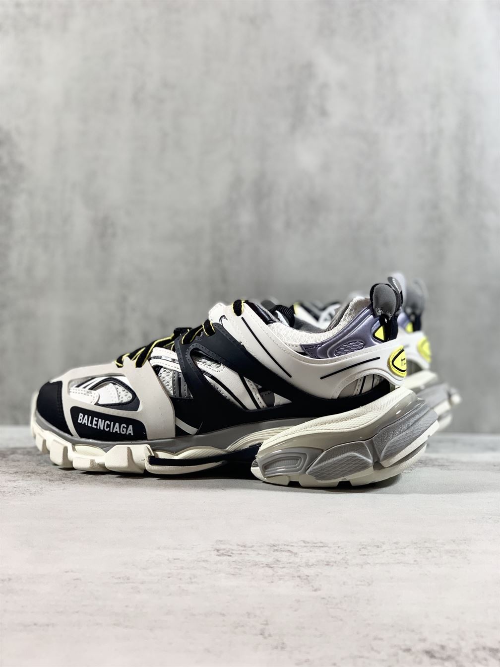 BALENCIAGA TRACK 3.0 SNEAKERS IN WHITE/GREY/BLACK – BLA003