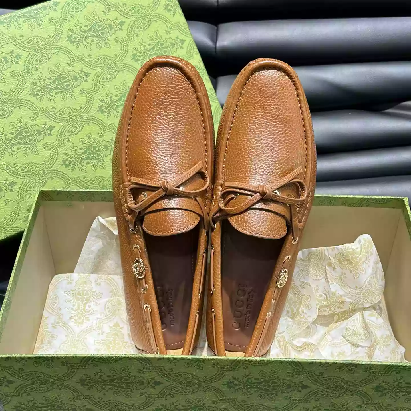 MEN’S DRIVER WITH INTERLOCKING G IN BROWN – GL103