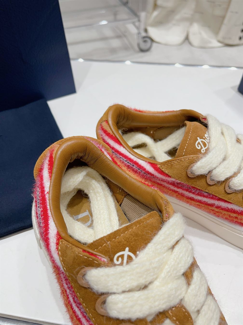 DIOR TEARS B33 SNEAKER LIMITED AND NUMBERED EDITION – DO137