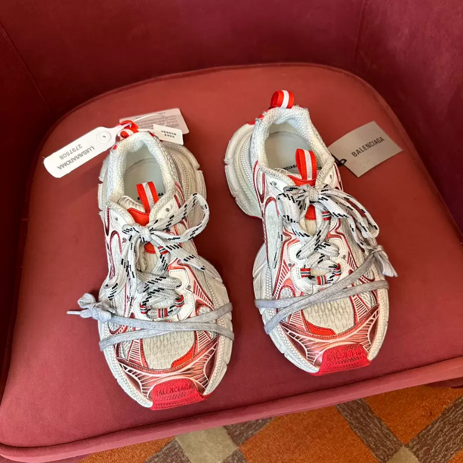 BALENCIAGA MEN’S 3XL SNEAKER – BLA107