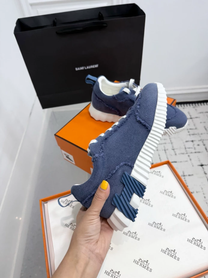 Hermes Bouncing Sneaker – HM096