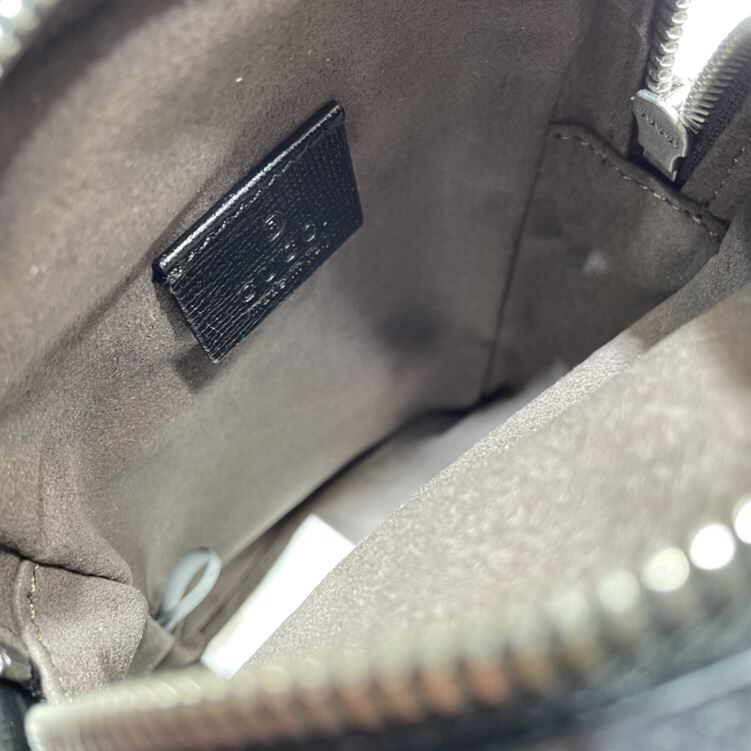 GUCCI MINI BAG WITH INTERLOCKING G – BG032