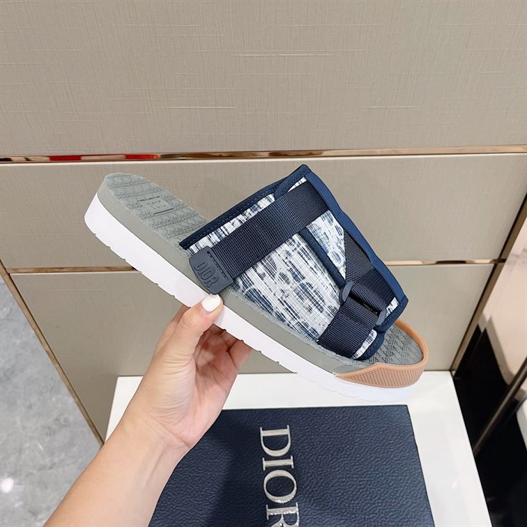 DIOR ALPHA SANDAL – DS007