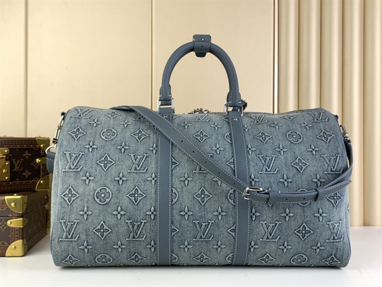LOUIS VUITTON KEEPALL BANDOULIERE 50 – LVB052