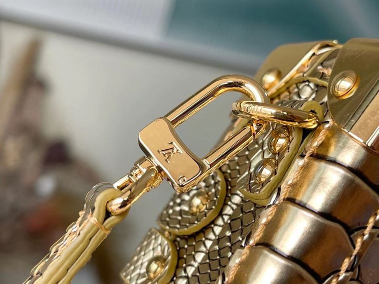 LOUIS VUITTON PETITE MALLE CROCODILIEN MAT – LW069