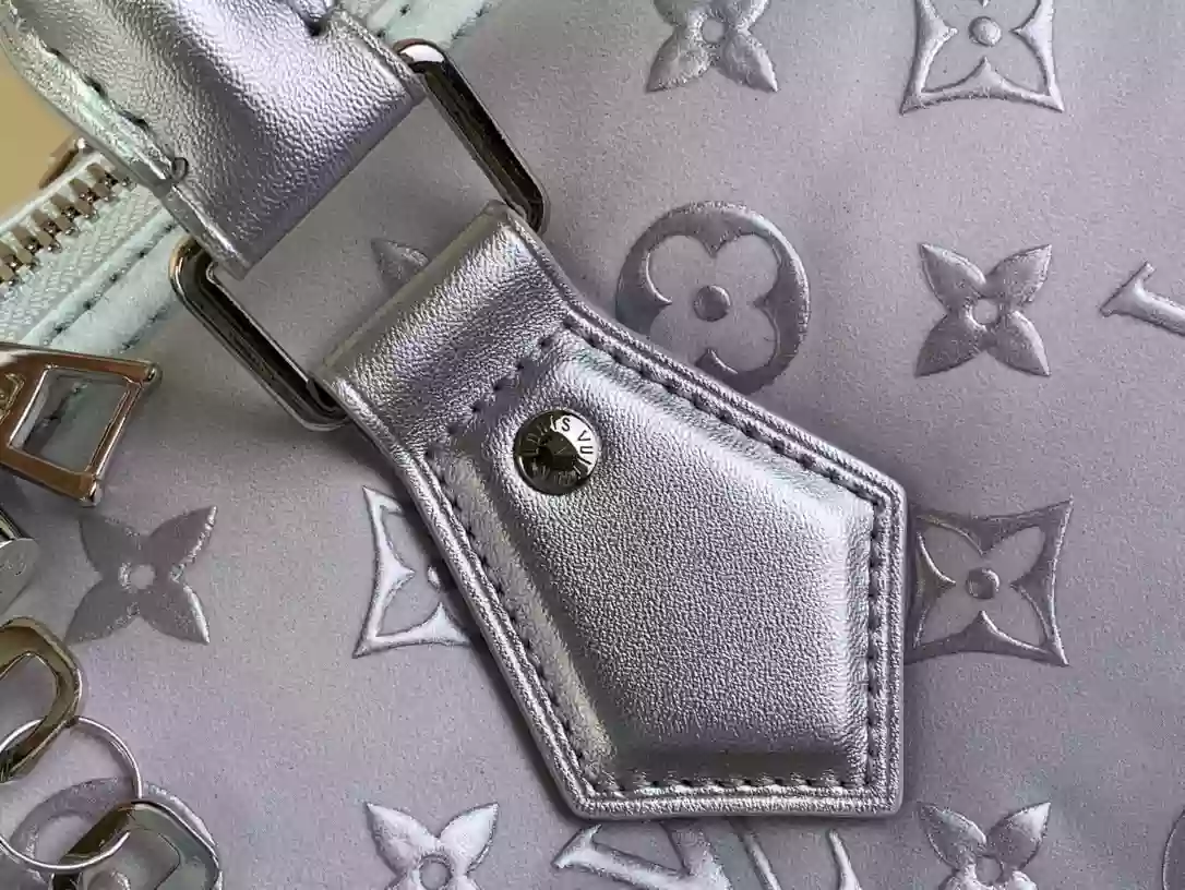 Louis Vuitton Keepall Bandoulière 45 – LW195