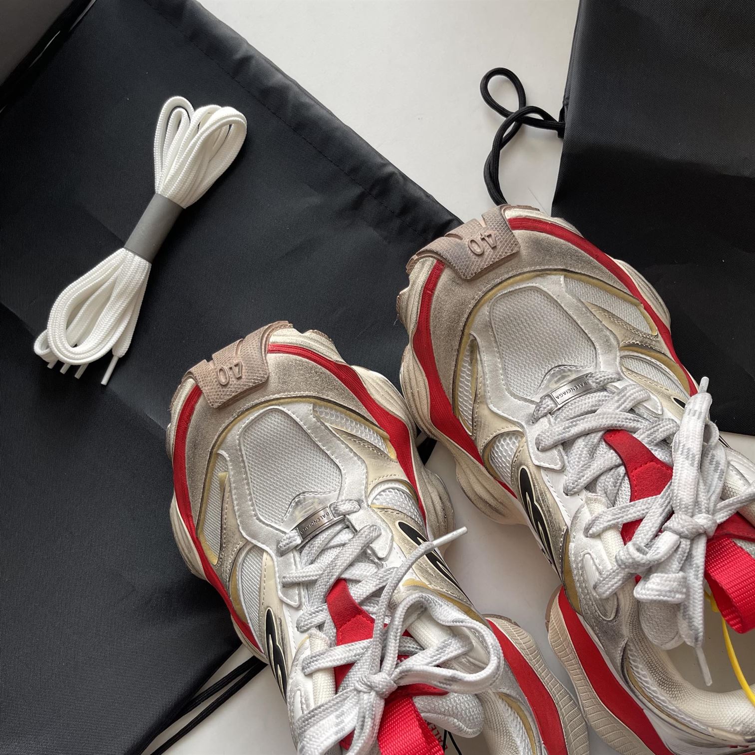 BALENCIAGA CARGO SNEAKER WHITE RED – BLA092