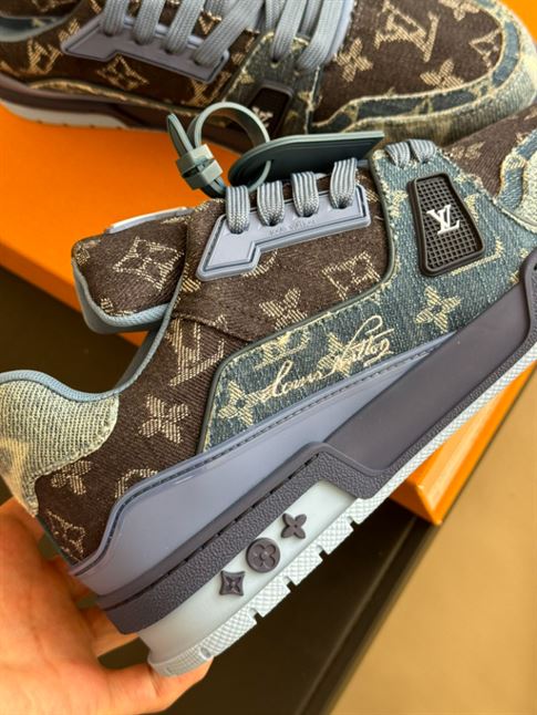 LOUIS VUITTON LV TRAINER SNEAKER – LVS172