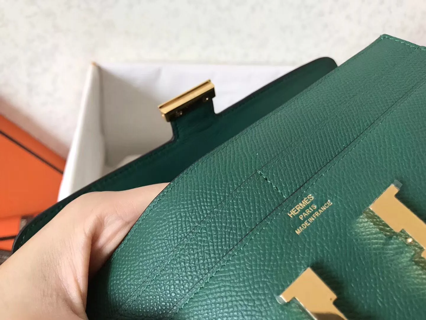 Hermes Constance Long Wallet In Malachite Epsom Leather – HW184