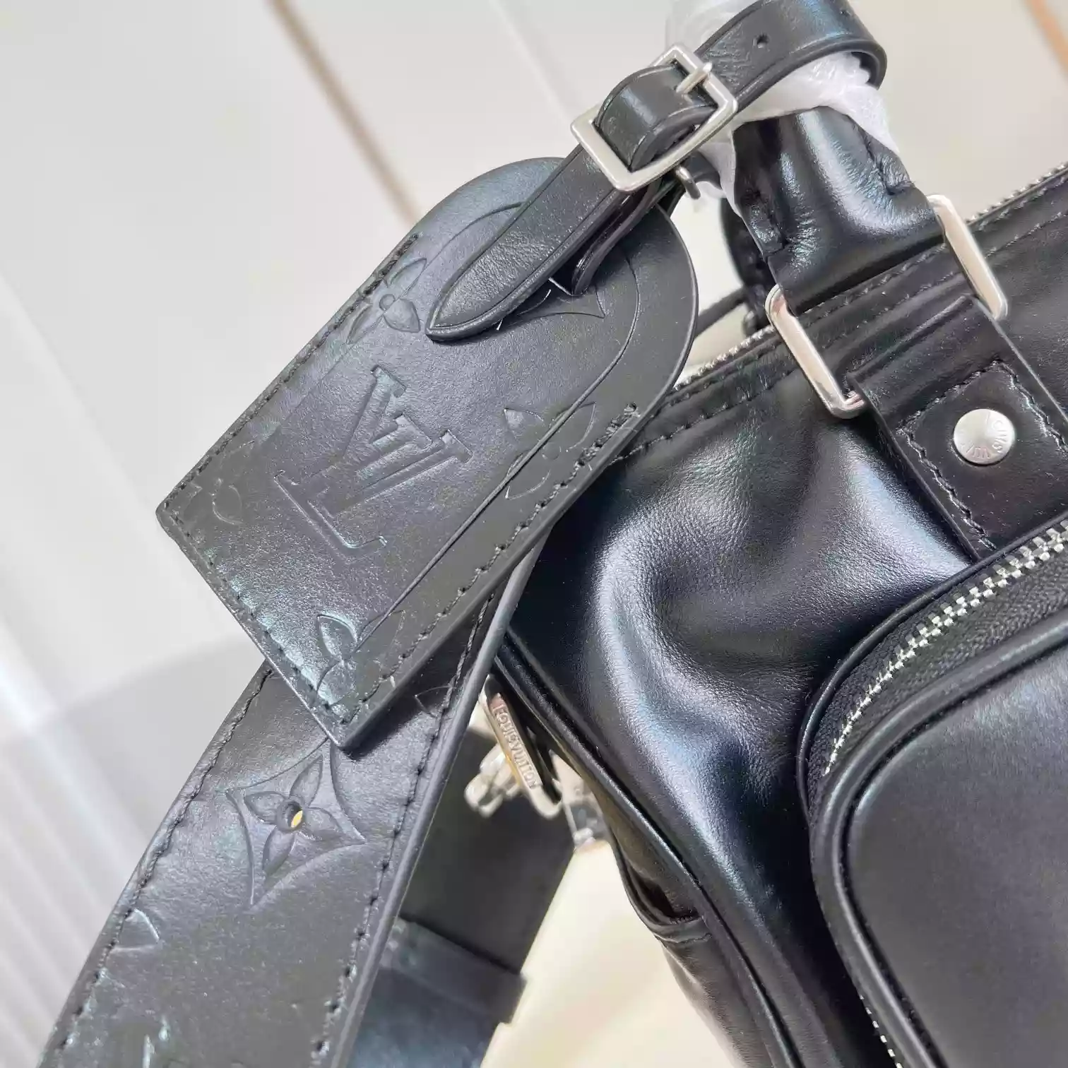 KEEPALL CARGO BANDOULIERE 25 BAG BLACK LEATHER M13988 – LW291