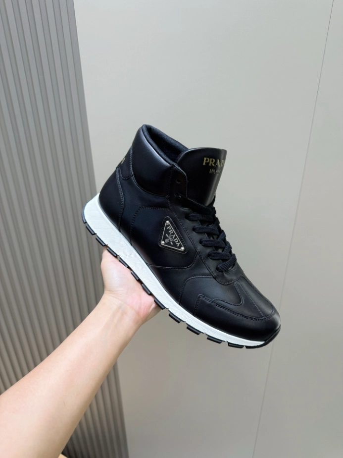 PRADA BRUSHED LEATHER SNEAKERS – PRS072