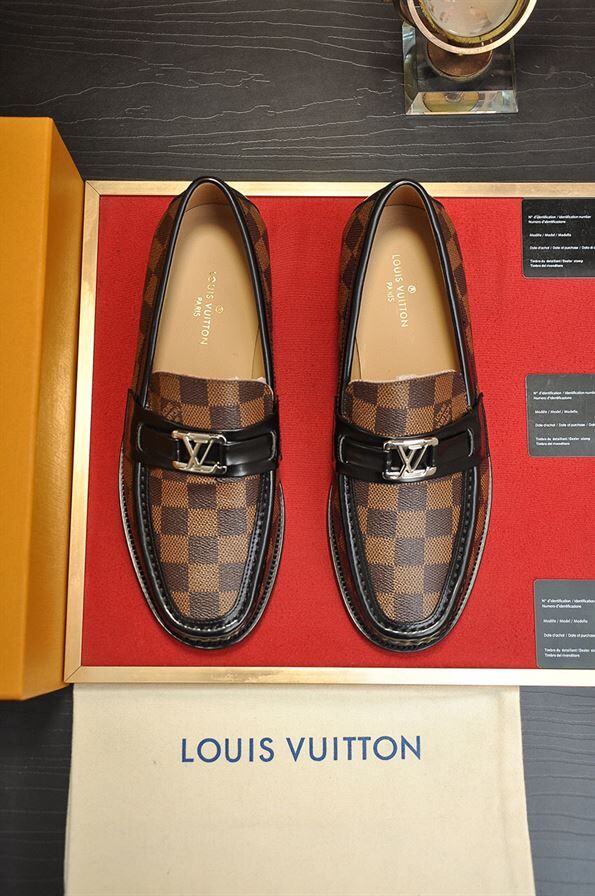 LOUIS VUITTON MAJOR LOAFER – VL003
