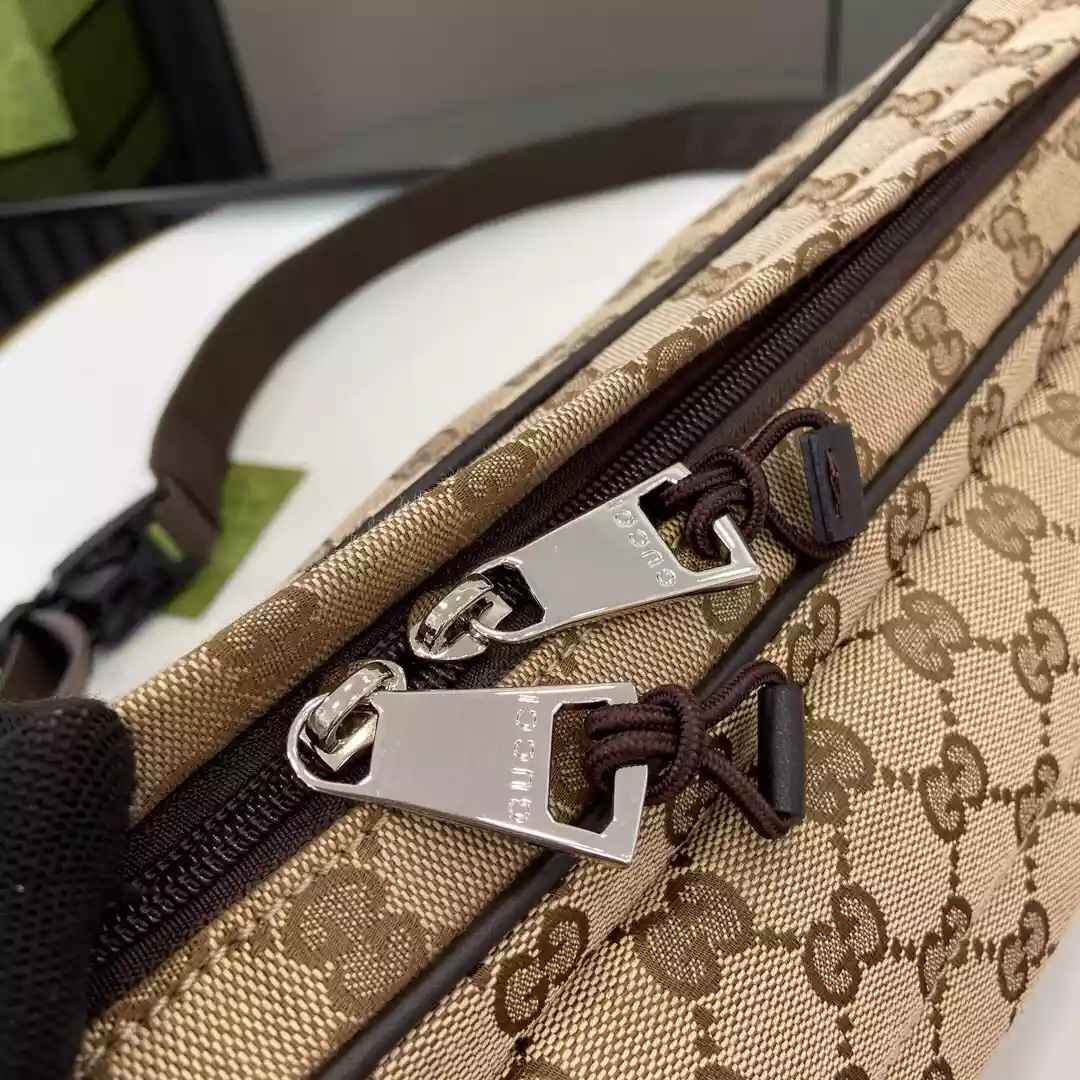 GG jumbo small belt bag in black leather – BG080