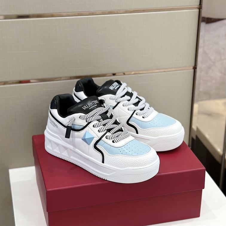 VALENTINO ONE STUD XL NAPPA LEATHER LOW-TOP SNEAKER – VN007