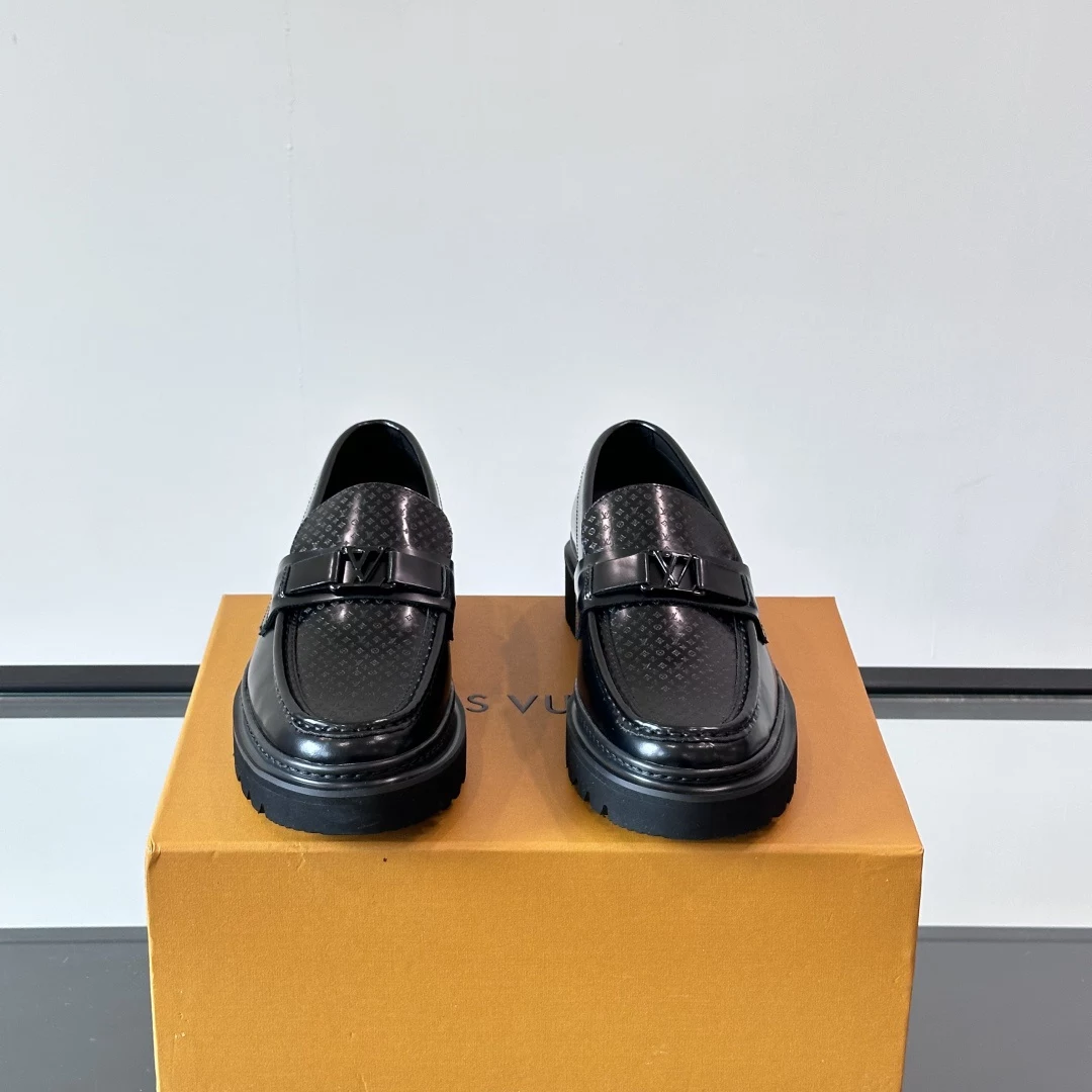 MAJOR LOAFERS BLACK LEATHER – VL042