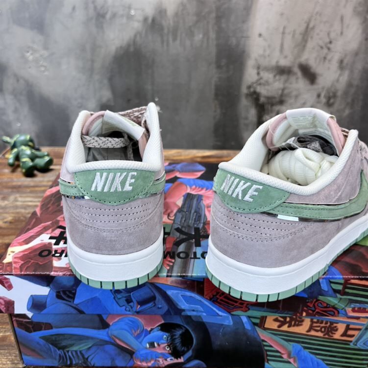 NIKE SB DUNK LOW SNEAKER – NSN015