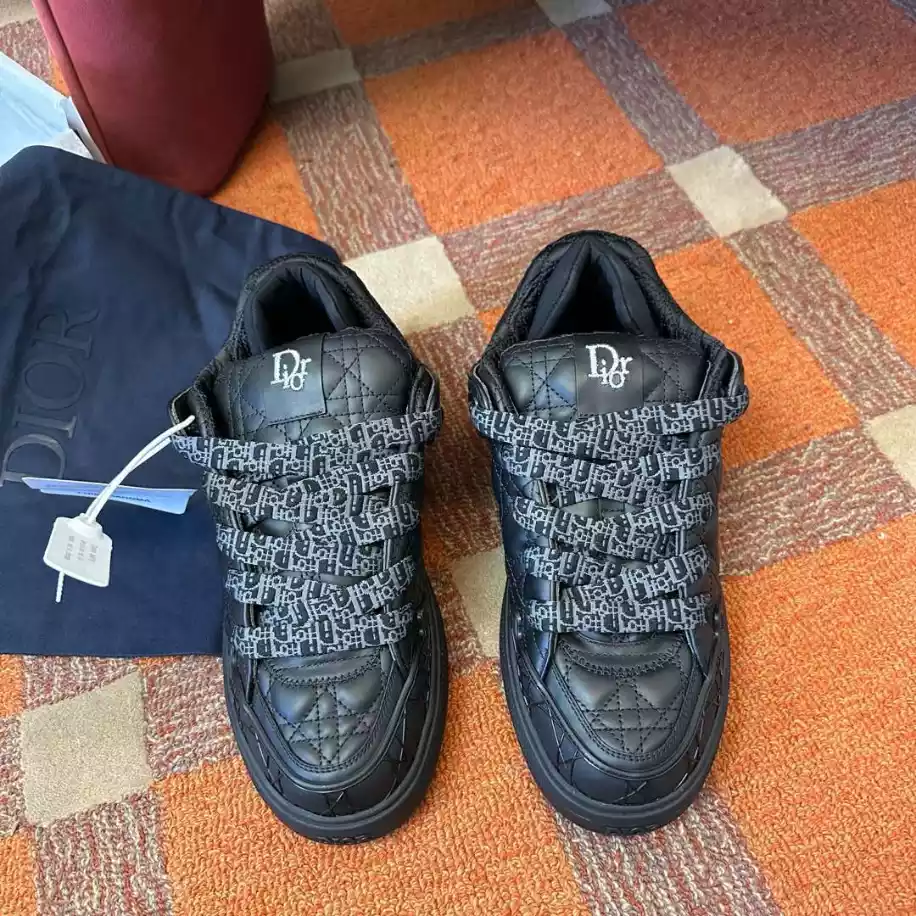 DIOR X ERL SPRING 2023 SNEAKERS – DO0181