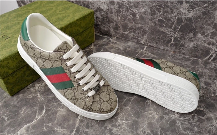 MEN’S GUCCI ACE SNEAKER WITH WEB – GCC283