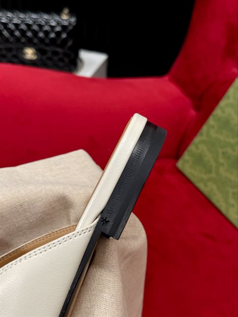 GUCCI PRINCETOWN LEATHER SLIPPER – GL022