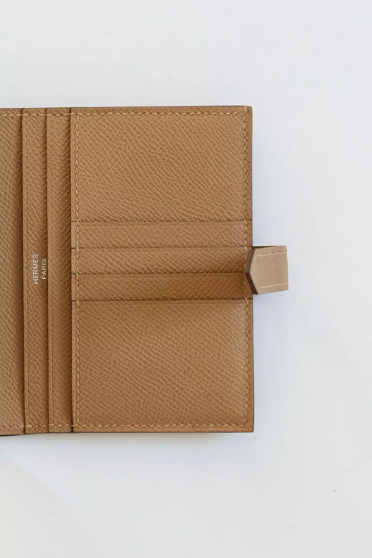 Hermes Bearn Compact Handmade Wallet in Chai Epsom Calfskin – HW151