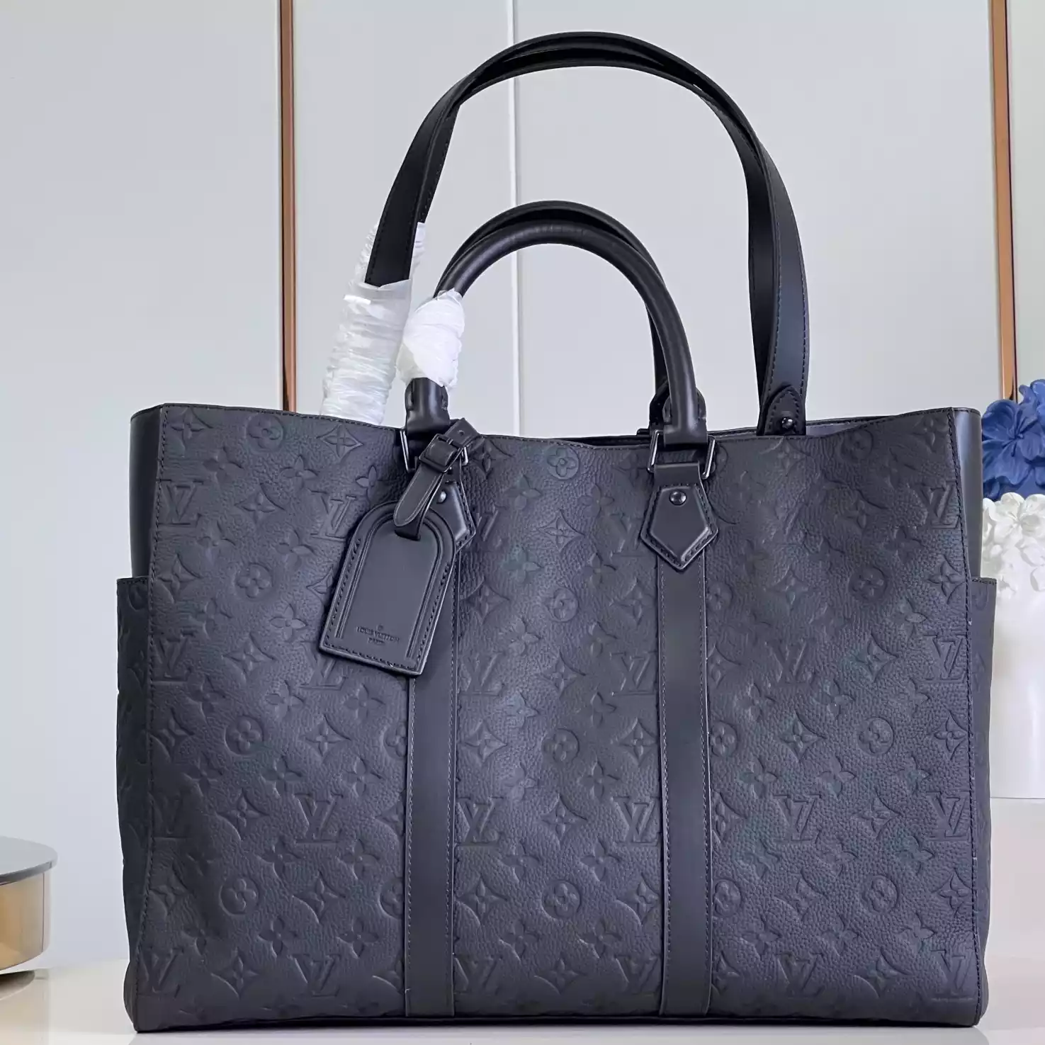 Sac Plat 24H Tote Bag Embossed Taurillon Monogram Cowhide Leather M21865 – LW218