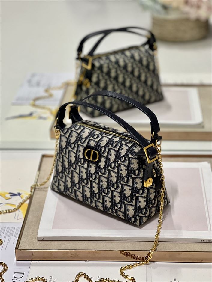 DIOR CARO D-COSY BAG BLUE DIOR OBLIQUE JACQUARD – DOB089