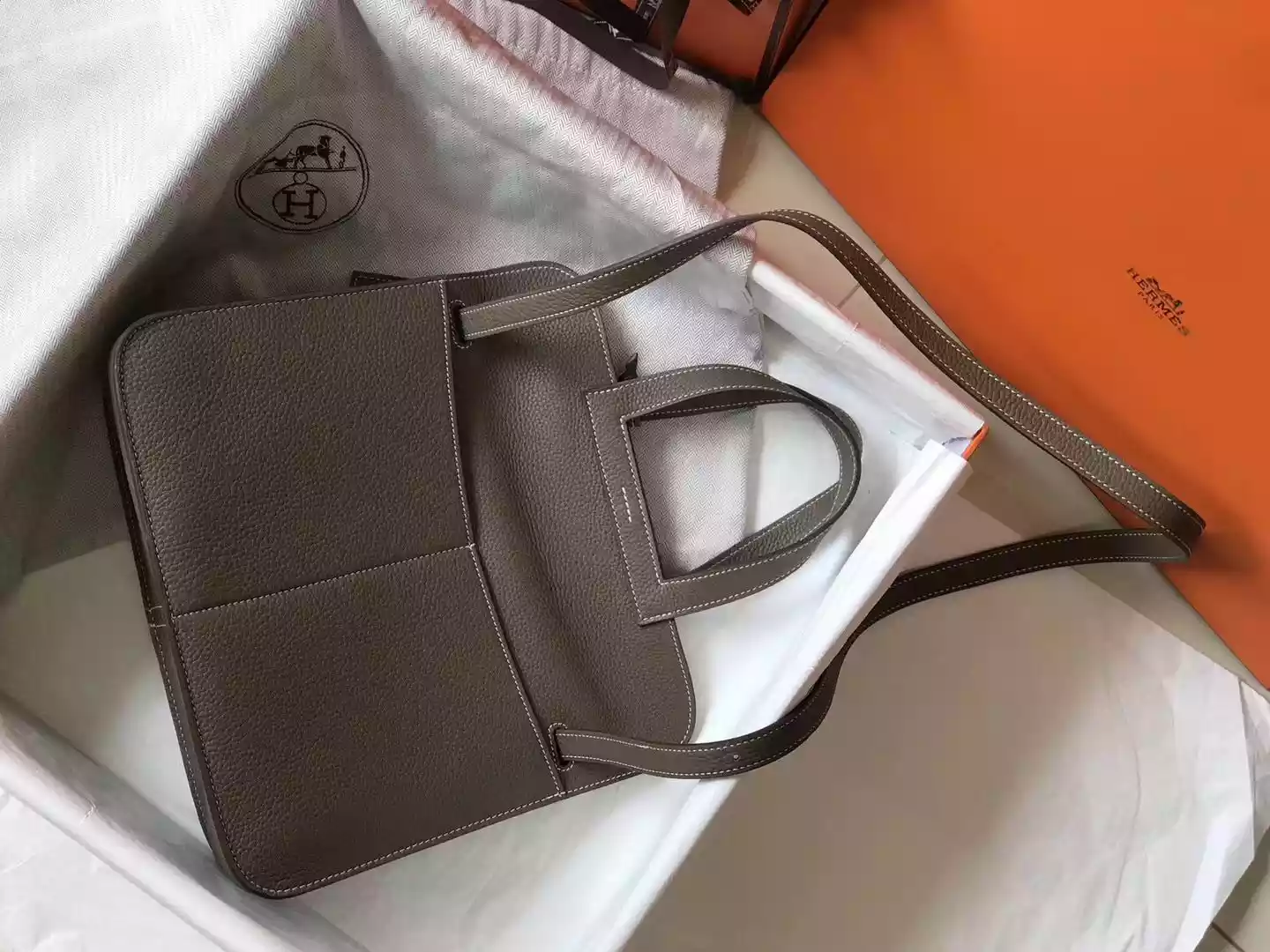 Hermes Halzan 31cm Bag In Taupe Clemence Leather – HW097