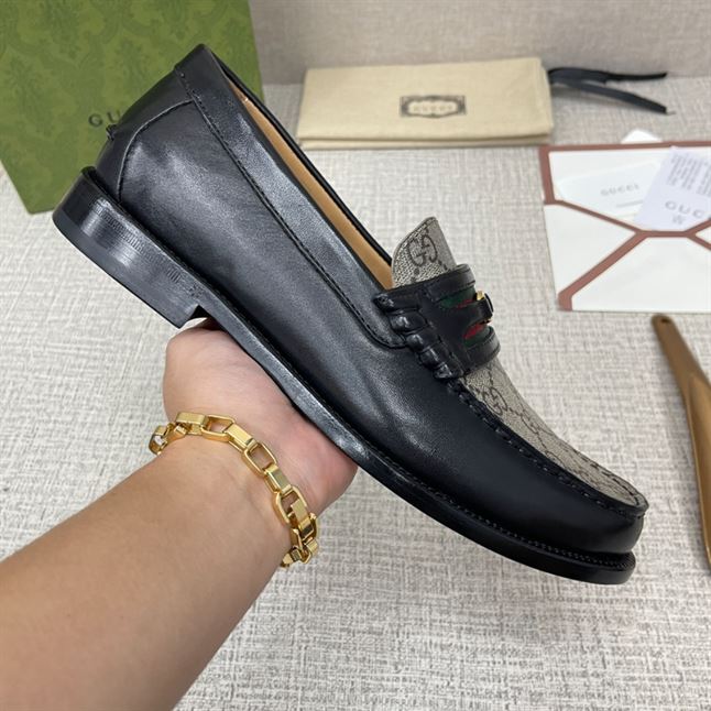 GUCCI MEN’S LOAFER WITH INTERLOCKING G – GL004