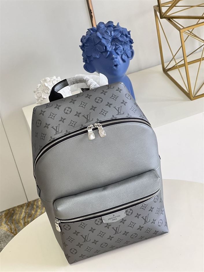 LOUIS VUITTON DISCOVERY BACKPACK PM – LVB016