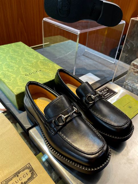 GUCCI LOAFER CHAIN BLACK – GL017