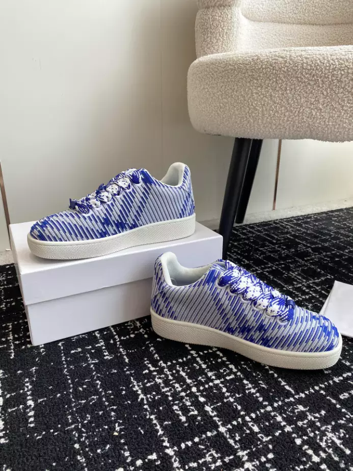 BURBERRY CHECK KNIT BOX SNEAKERS – BBR097