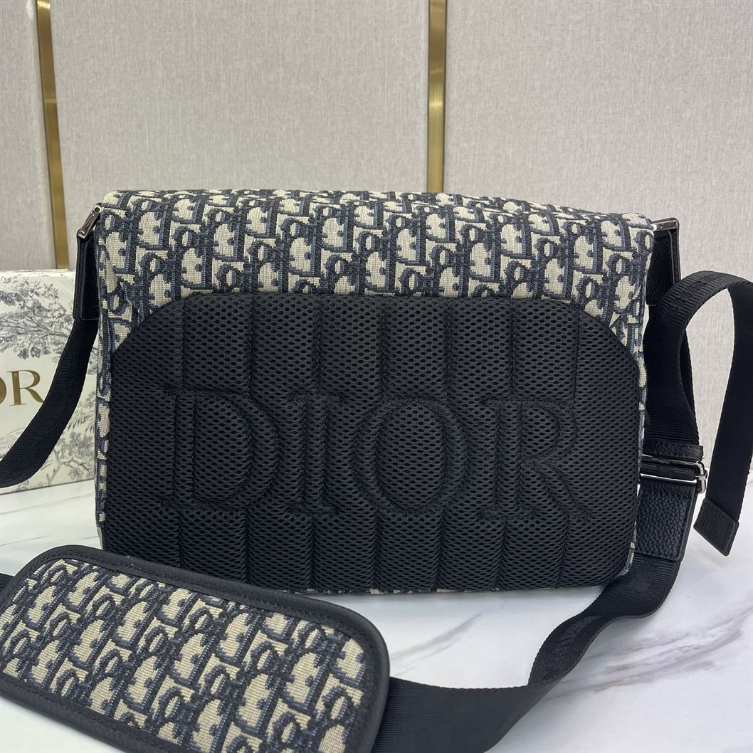DIOR EXPLORER MESSENGER BAG – DIO006